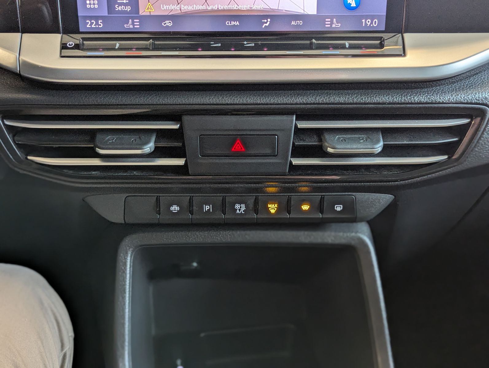 FORD Tourneo Connect L2 Titanium 7-Sitze Bi-LED Cam A - Image 23