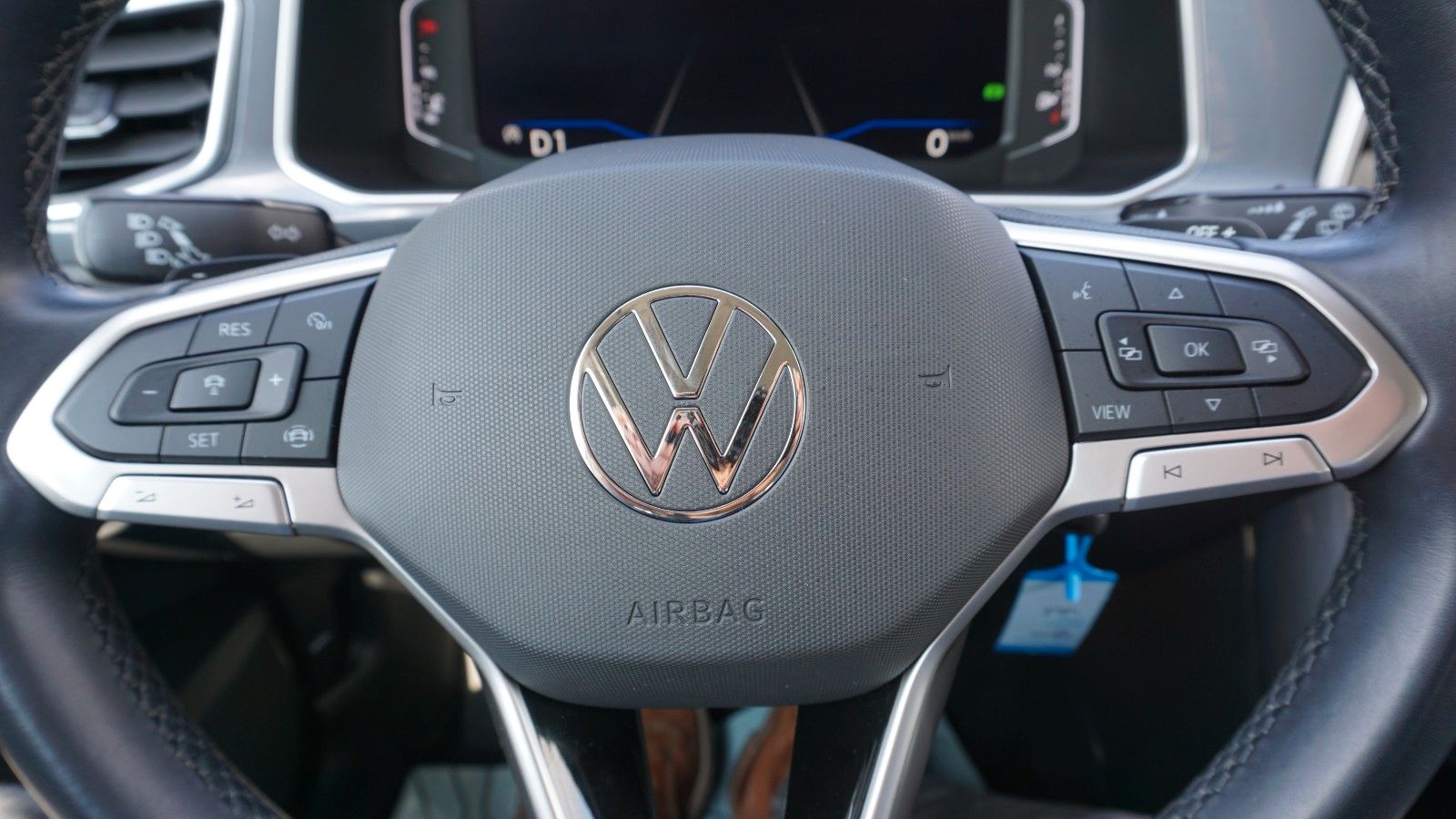 Fahrzeugabbildung Volkswagen T-Roc Style,DSG,Alcantara,LED Plus,Navi,IQ.Light