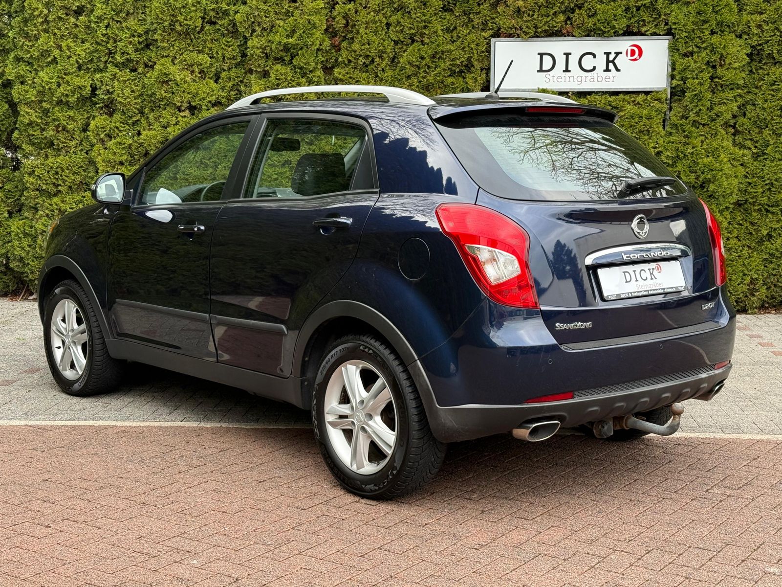 Fahrzeugabbildung Ssangyong Korando 2.0 TD Crystal 4x2 SHZ+TEMP+MFL+AHK+TÜV
