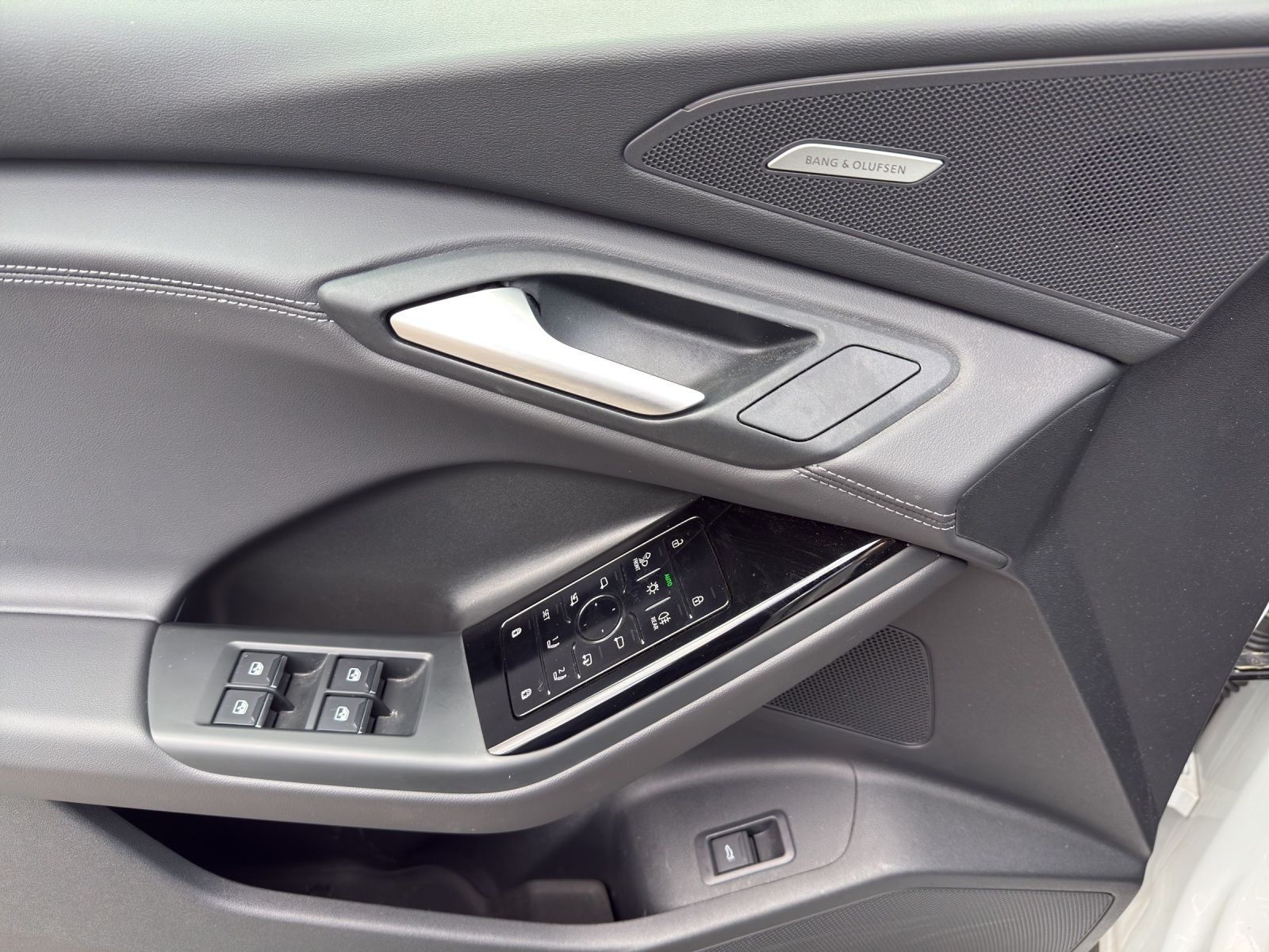 Audi SQ6 e-tron - Bild 9