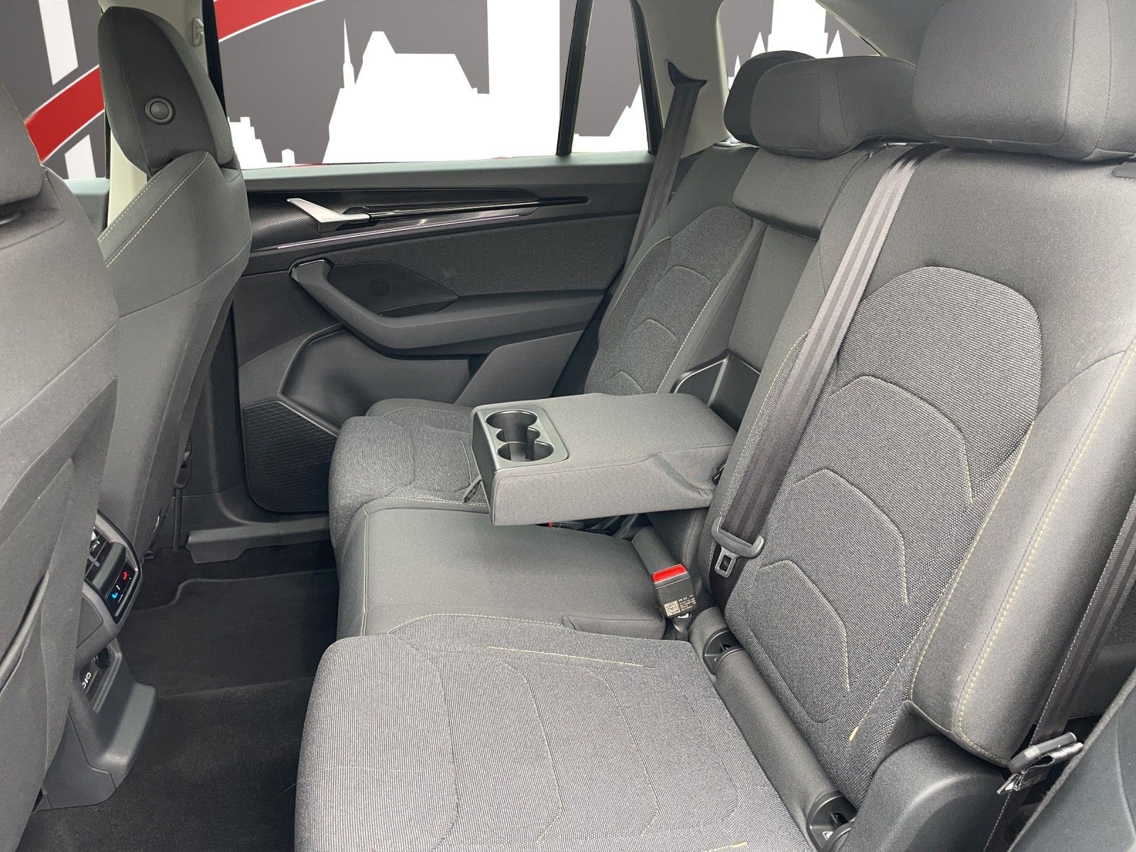 Fahrzeugabbildung SKODA Kodiaq 1.5 TSI mHEV 110 kW DSG Selection
