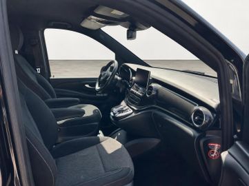 Mercedes V 250 - 10