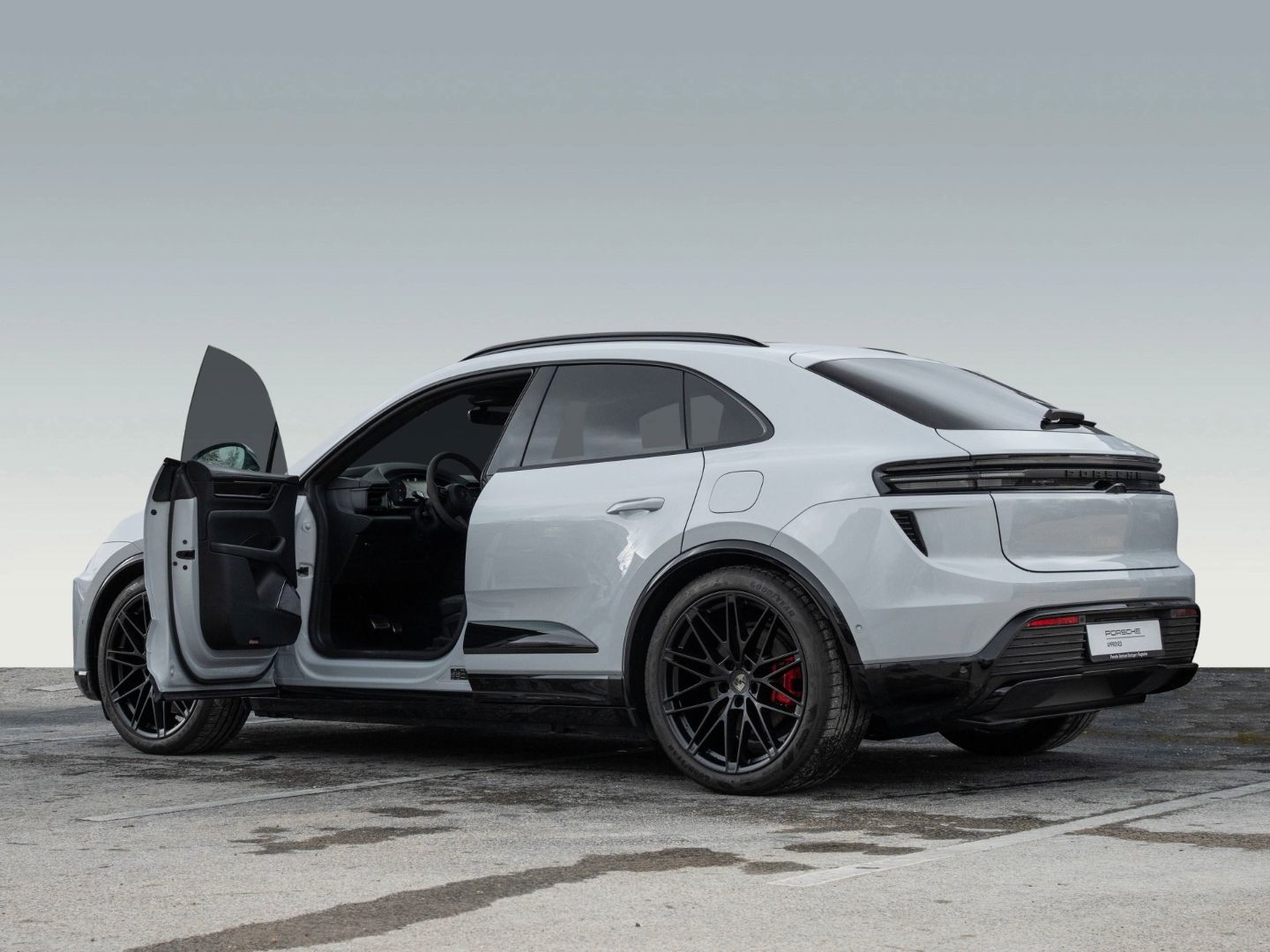 Porsche Macan Electric Turbo Burmester HeadUp InnoDrive foto 7
