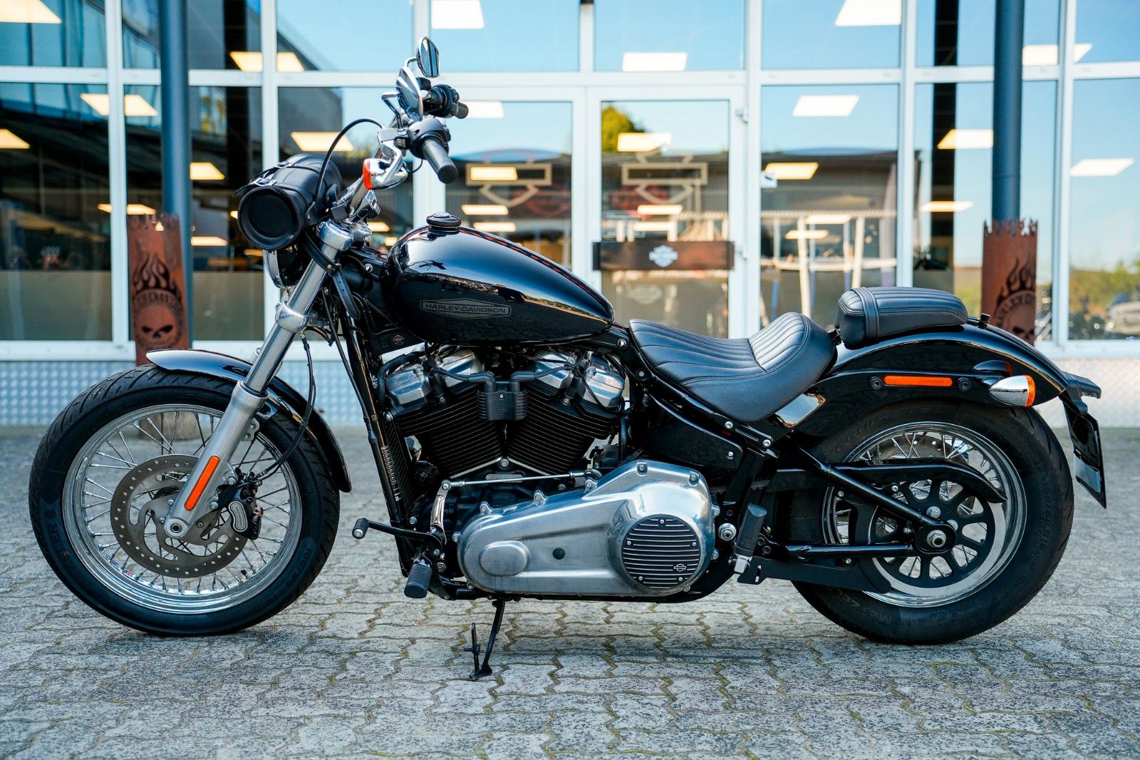 Fahrzeugabbildung Harley-Davidson FXST Softail Standard 107 cui - Soziuskit