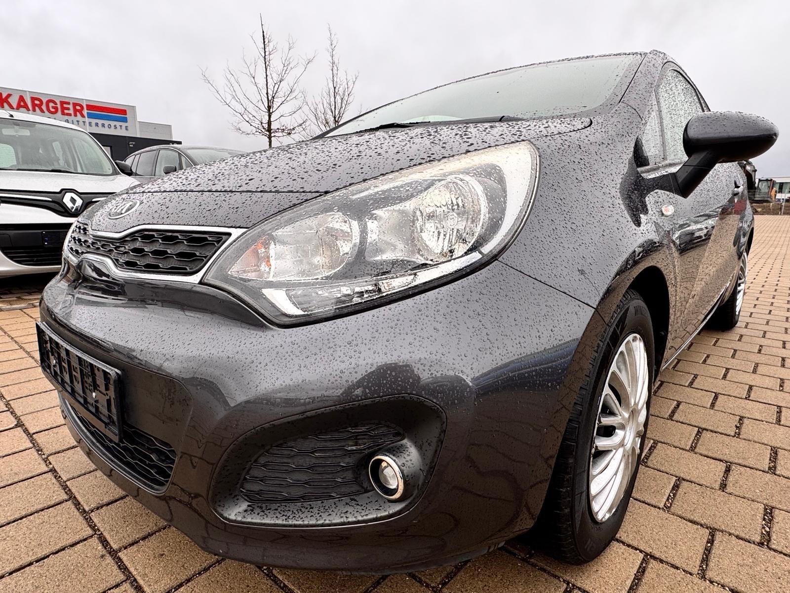 Kia Rio FIFA World Cup Edition TÜV 03/27 KD NEU