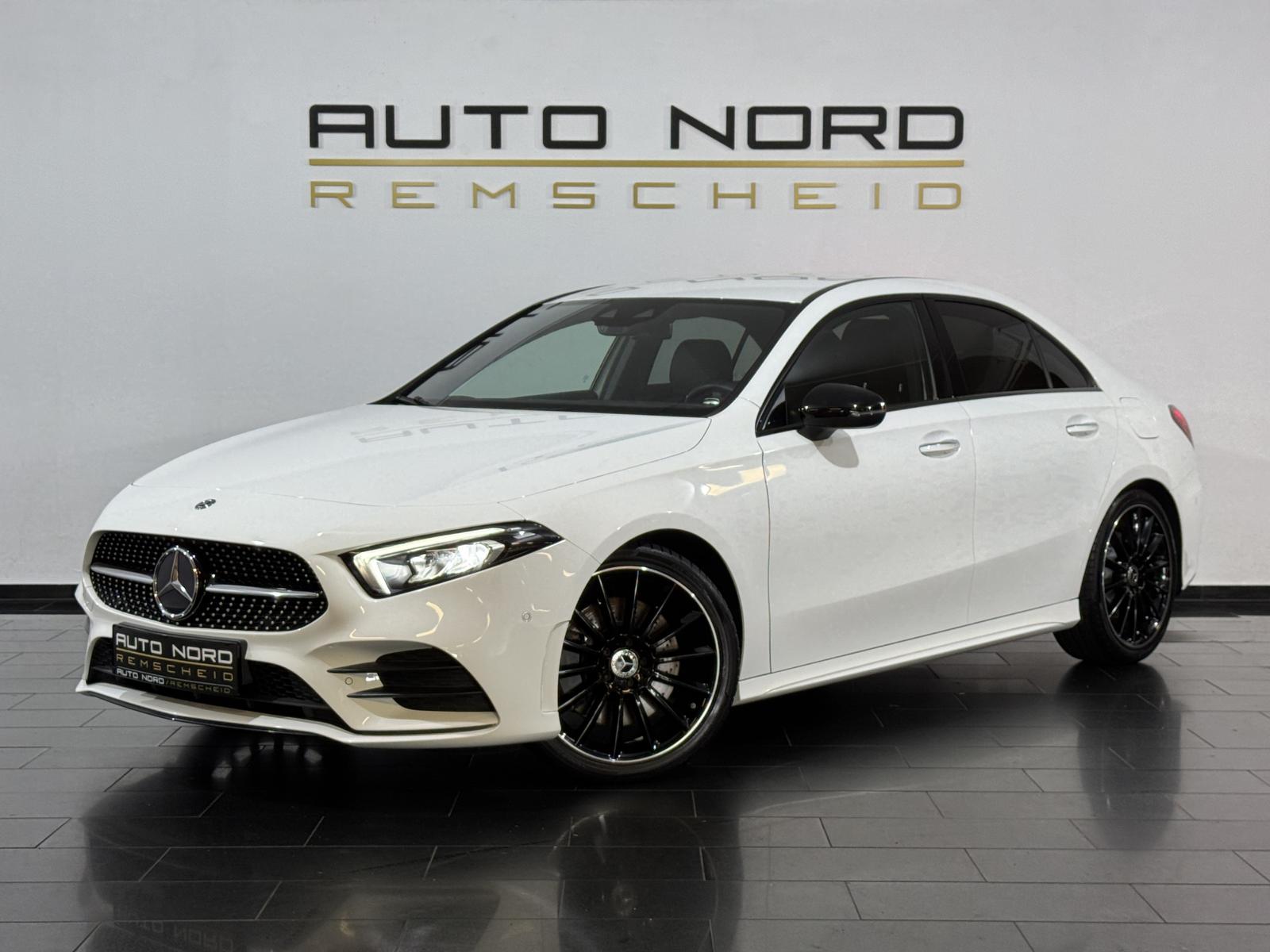 Mercedes-Benz A 250 Limo.AMG-Line*H-UP*Distronic*Kamera*Night*