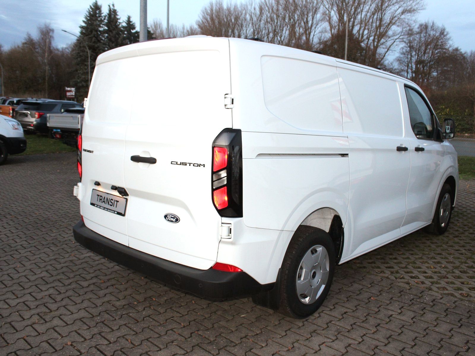 Fahrzeugabbildung Ford Transit Custom 280 L1 Trend FWD