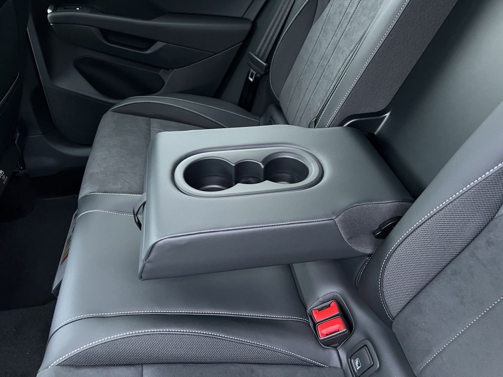 Volkswagen T-Roc - Bild 15