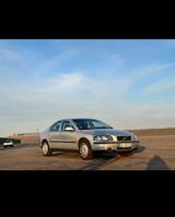 Volvo S60 2.4 L  - gebrauchte Volvo S60 aus dem Jahr 2000