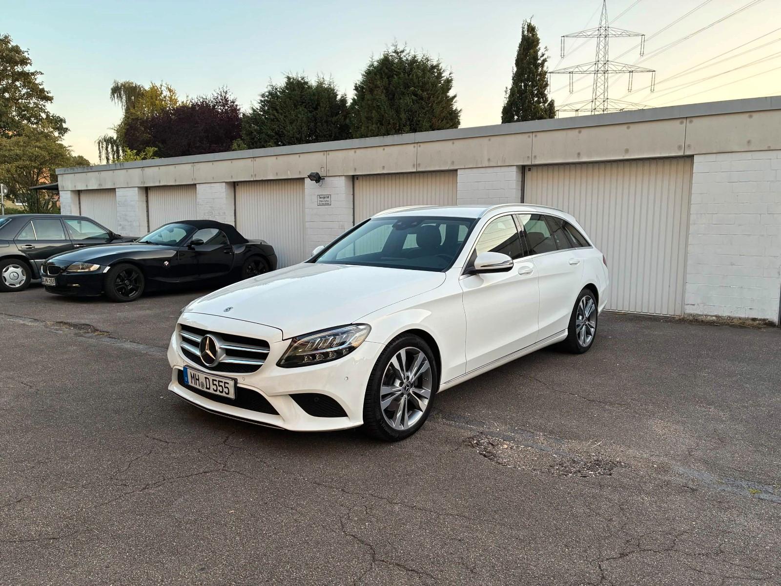 Mercedes-Benz C 220