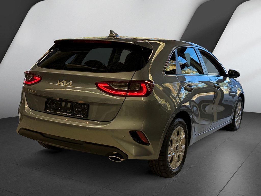 Fahrzeugabbildung Kia Ceed 1.5 T-GDI Vison