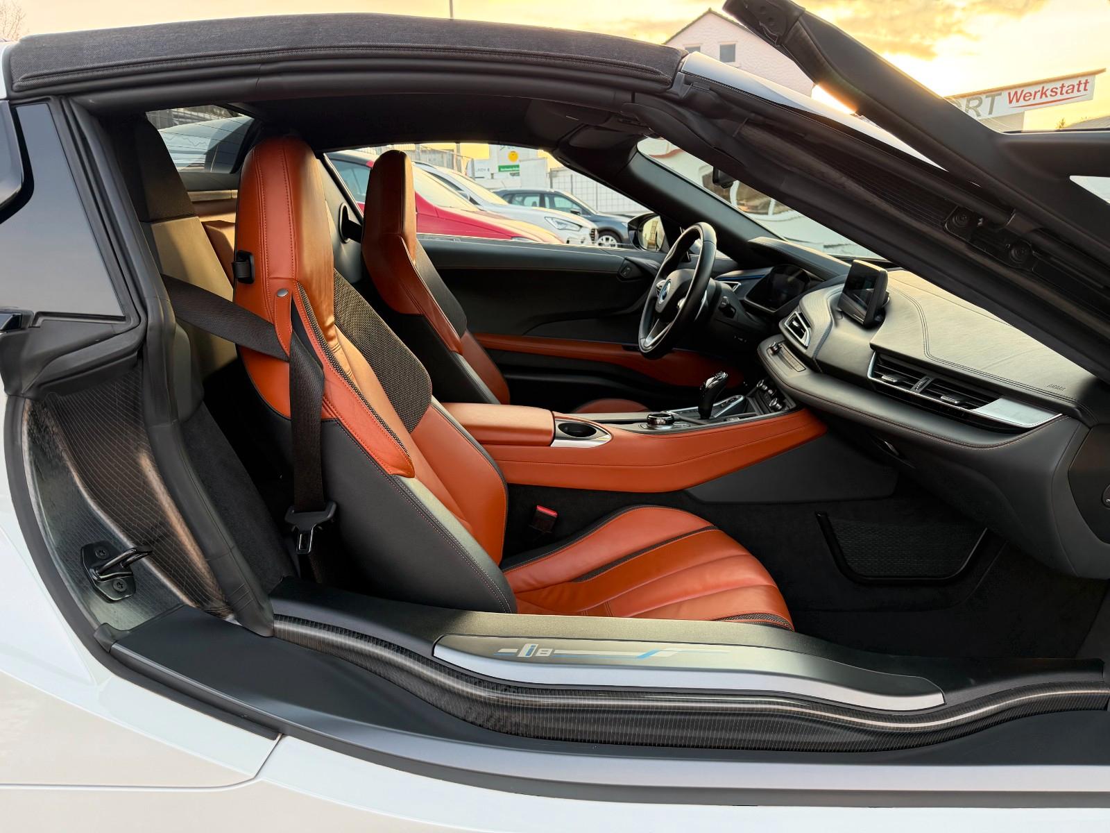 BMW i8 Roadster