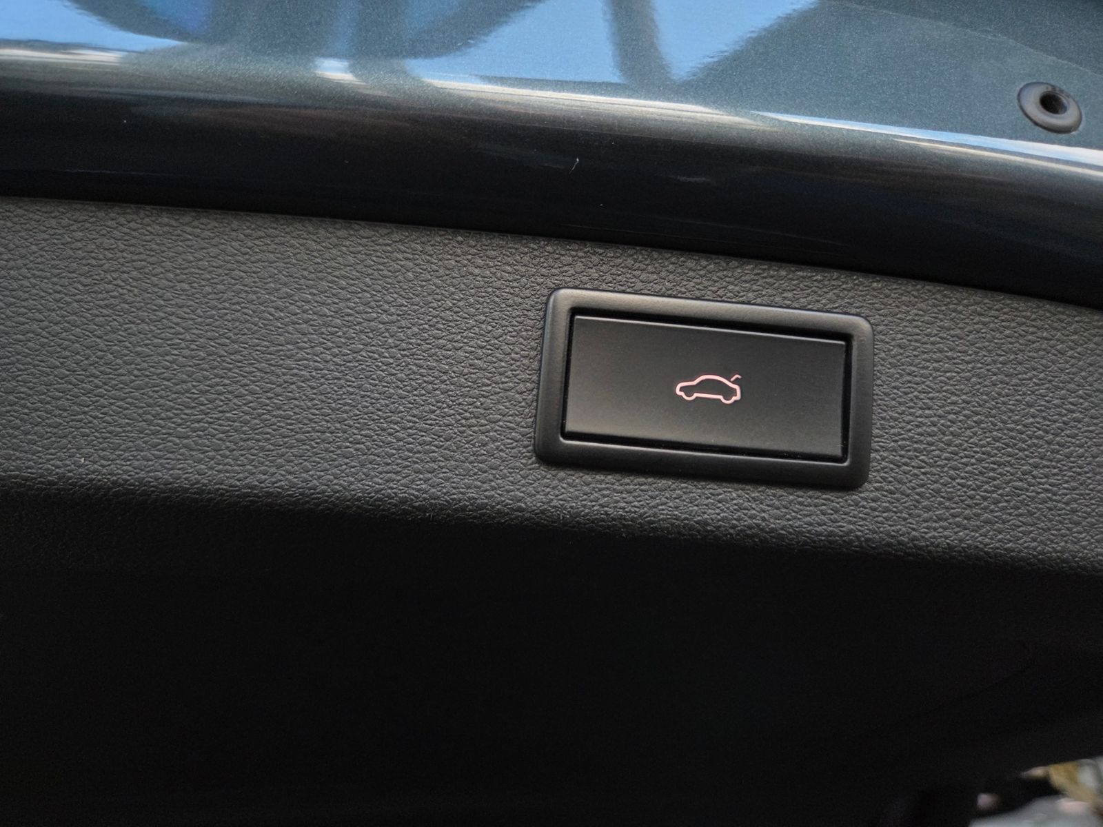 Fahrzeugabbildung SKODA Kodiaq Style 4x4 PANO MEMORY 360° STNDHZ