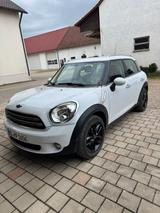 MINI Cooper Countryman Cooper - gebrauchte MINI Cooper Countryman aus dem Jahr 2014