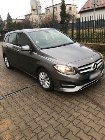 MERCEDES-BENZ Mercedes Benz B 180 TÜV Neu