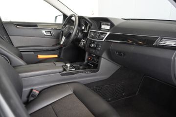 Mercedes E 200 - 9