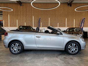 Volkswagen Golf VI Cabriolet *SHZ*BI-XENON*KAMERA*NAVI*PDC*
