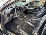 Audi A8 4.2 FSI quattro S-LINE RFK+LED+STHZ+DAB - Audi A8 mit Benzin-Antrieb: Limousine, 4.2