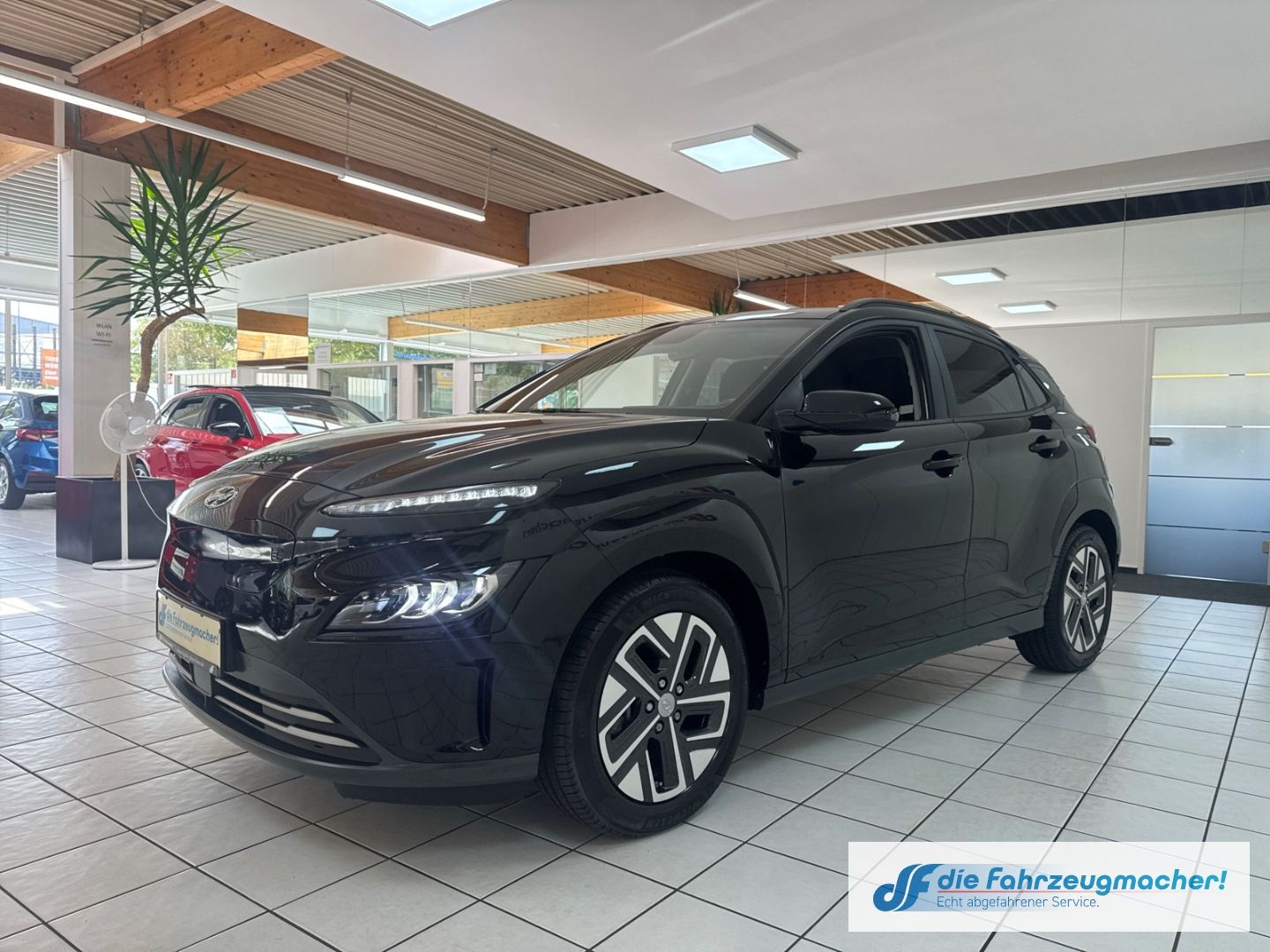 Fahrzeugabbildung Hyundai KONA Trend Elektro 2WD Navi Soundsystem LED ACC