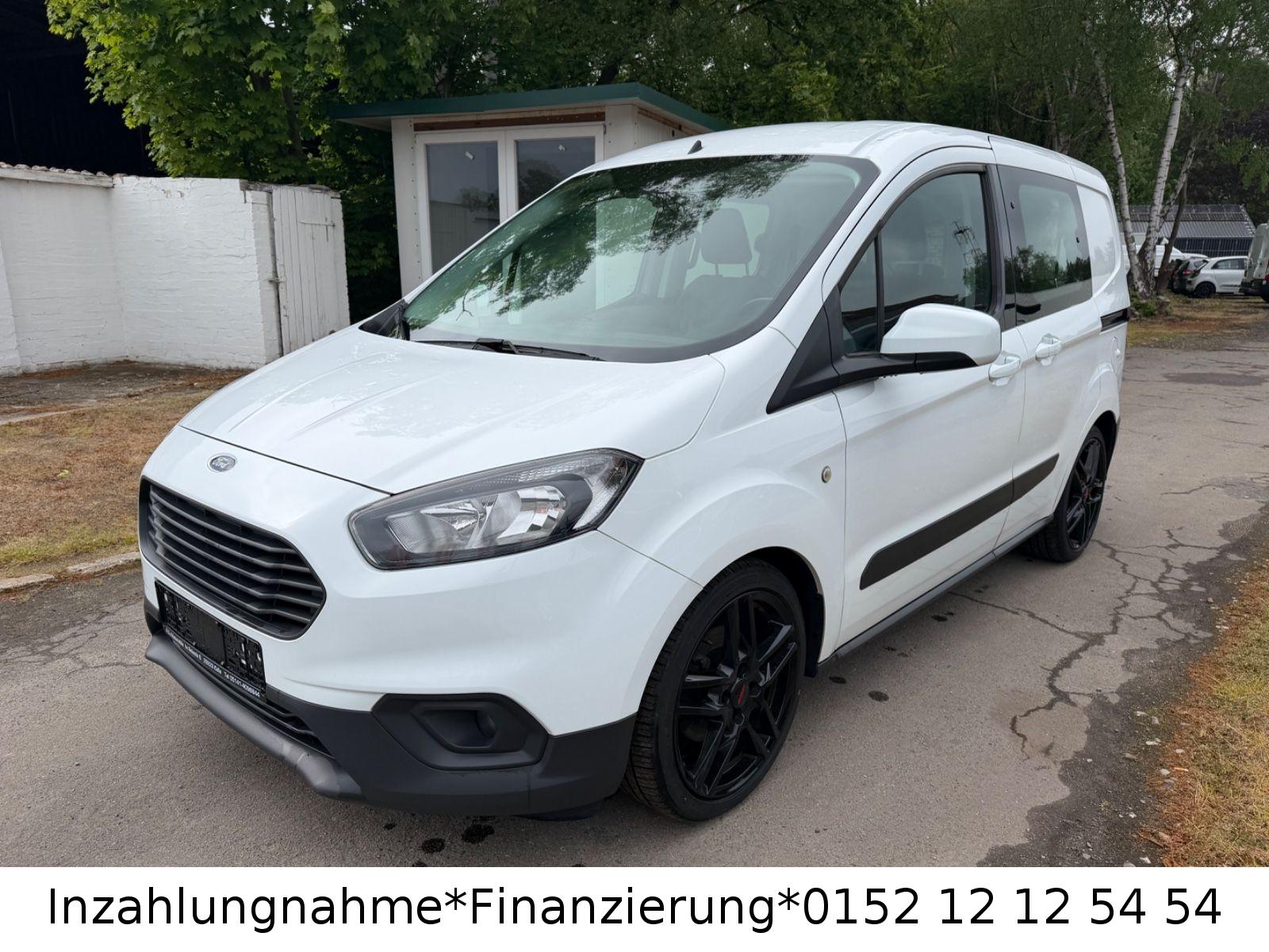 Ford Transit Courier Kombi Trend