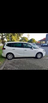 Opel Zafira Tourer C.    7 Sitze.  2,0 Motor - Opel Zafira Tourer in Duisburg