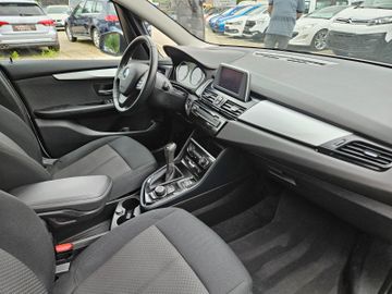 BMW 218 Gran Tourer - 10