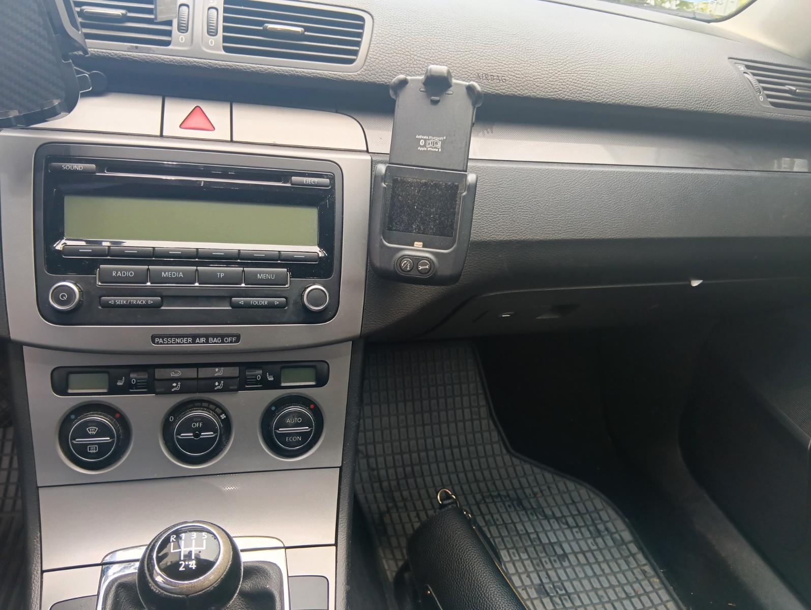 Volkswagen Passat 2006 — photo 8