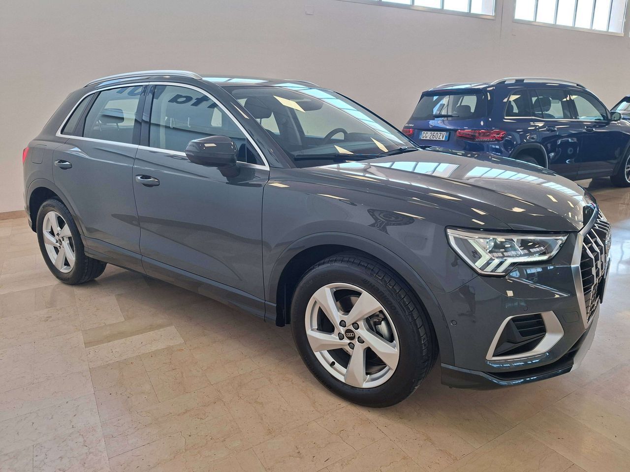 Audi Q3 35 2.0 tdi BUSINESS ADVANCED s-tronic 2  imagem 3