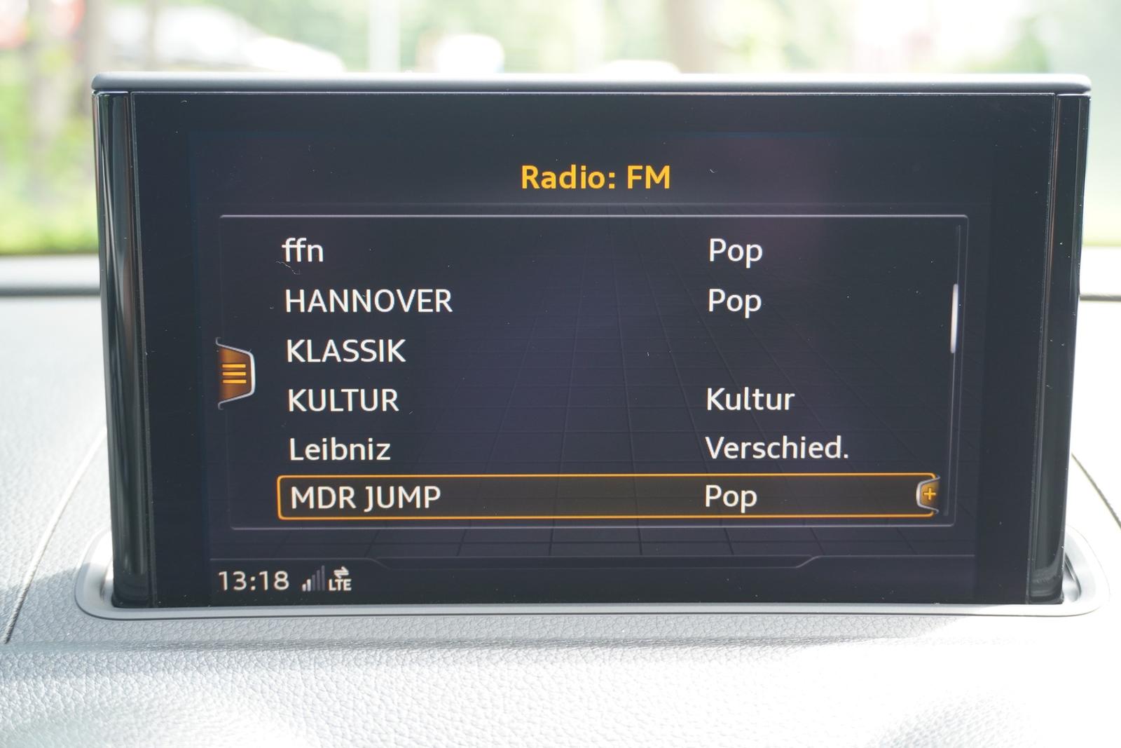 Audi A3 30 TFSI S-Line LED Navi Digitales Cockpit, миниатюра 24