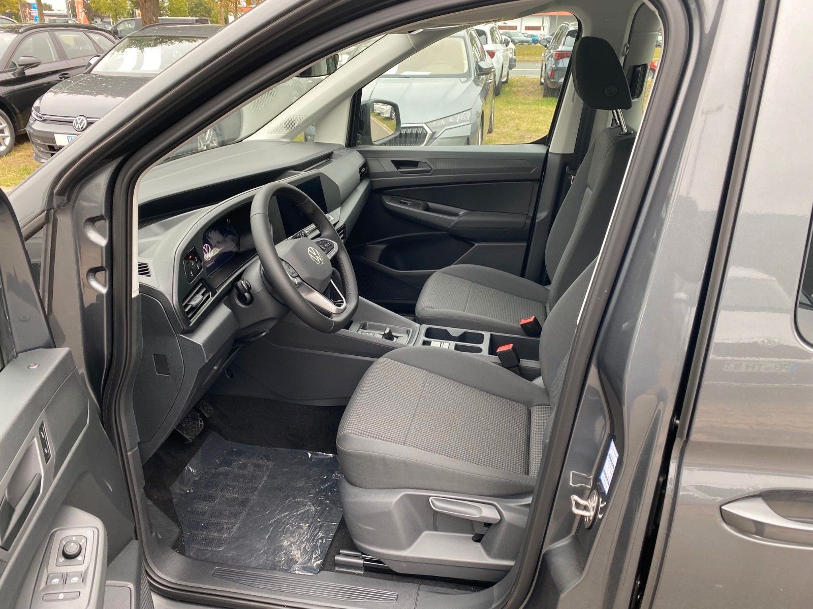 Fahrzeugabbildung Volkswagen Caddy 2.0 TDI DSG Kombi+App+KAMERA+PDC+TEMPOMAT+