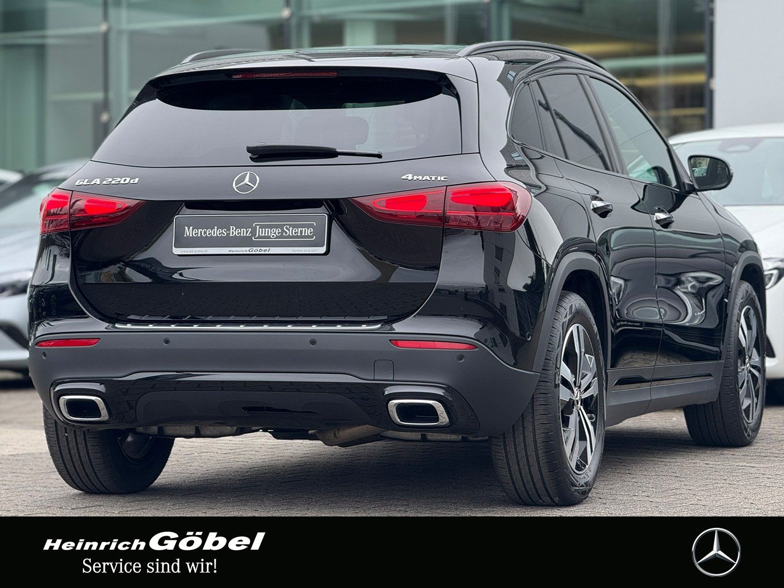 Fahrzeugabbildung Mercedes-Benz GLA 220 d 4M PROGRESSIVE*PANO*AHK*FAP*360°KAMERA