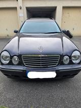 Mercedes-Benz Mercedes E240 - gebrauchte Mercedes-Benz E 240 aus dem Jahr 2000