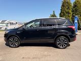 Ford Kuga Titanium Allrad Xenon Navi Pano Leder Kamer - Ford Kuga mit Diesel-Antrieb