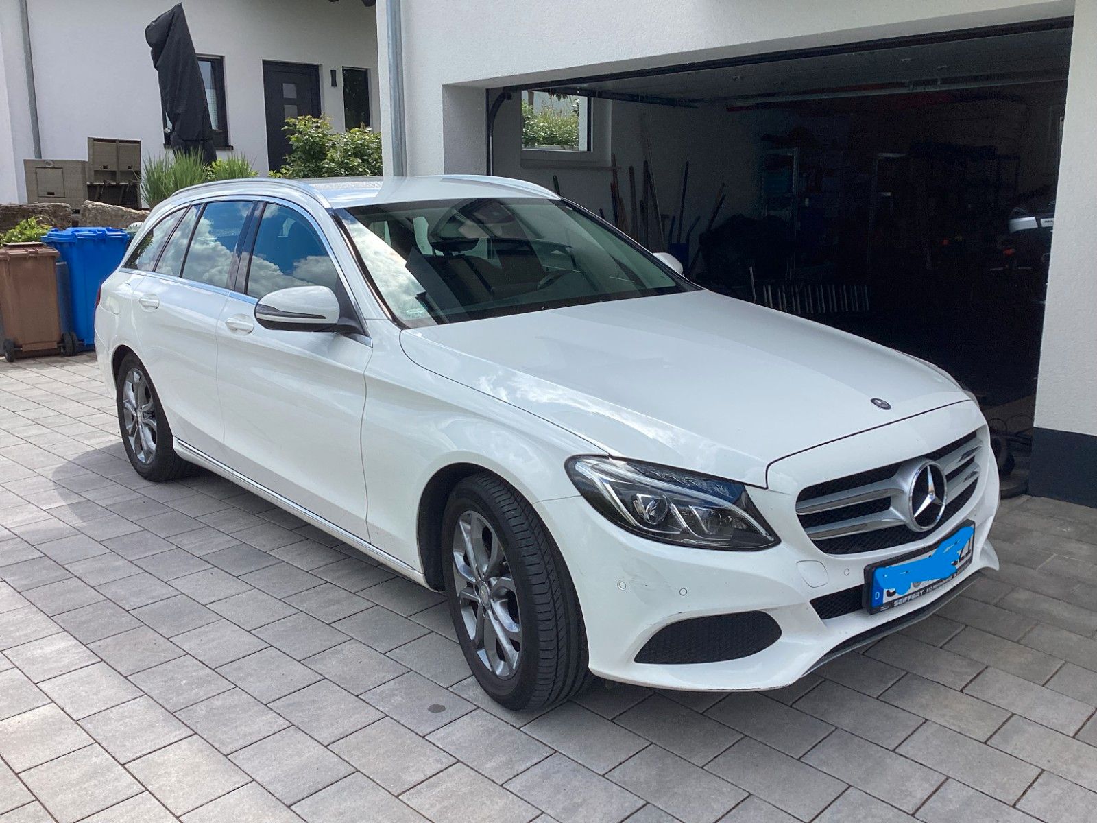 MERCEDES-BENZ C 180