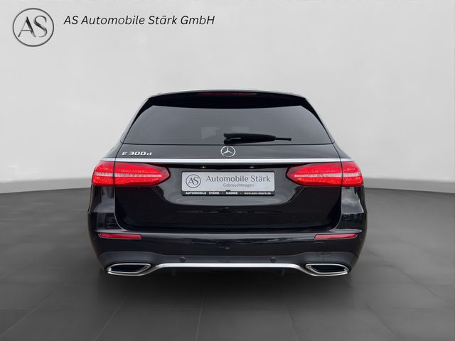 Fahrzeugabbildung Mercedes-Benz E 300 Td AMG+LED+Kamera+Schiebed.+Totwinkel+AHK