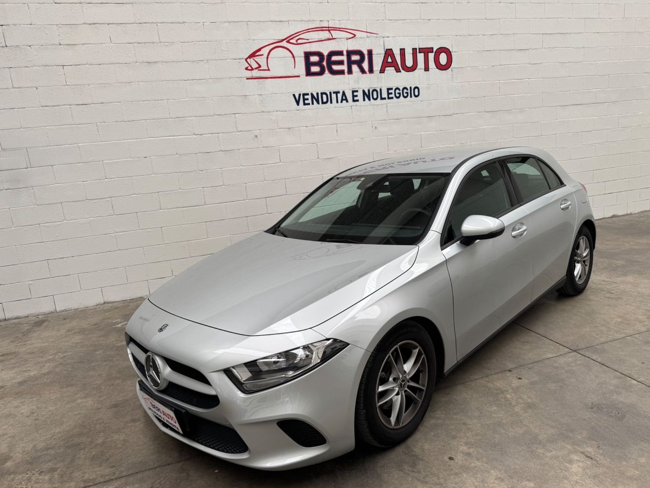 MERCEDES-BENZ Mercedes-benz A Premium