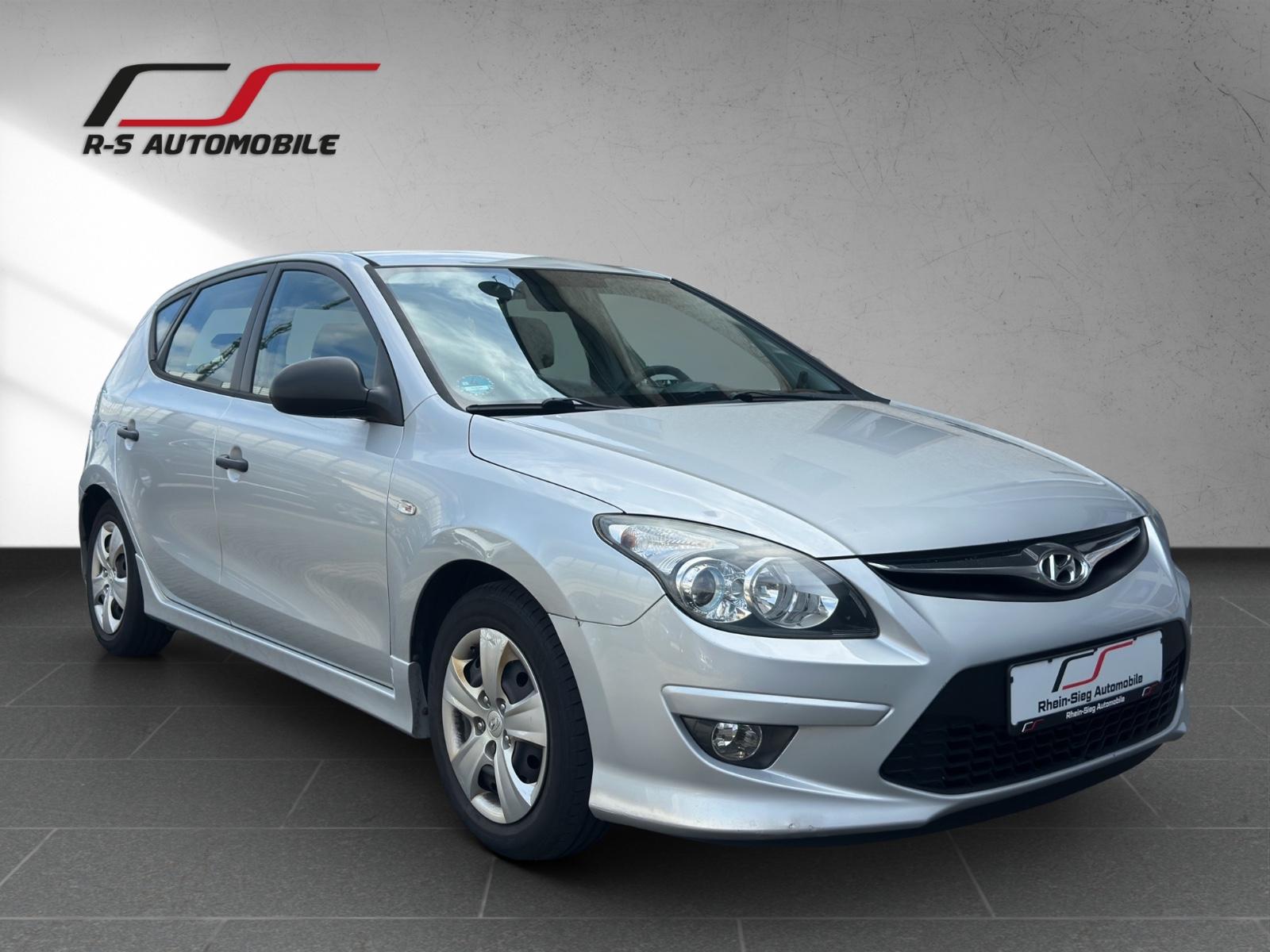 Hyundai i30 FIFA WM Edition TÜV NEU*Klima*PDC*Gepflegt