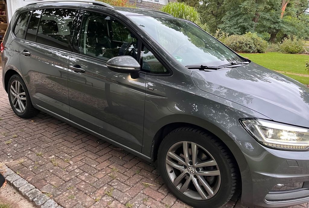 Image of Volkswagen Touran