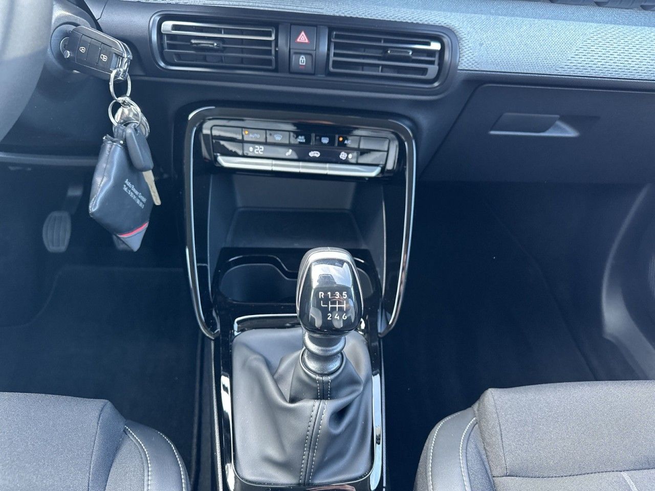 Fahrzeugabbildung Citroën C3 Turbo 100 MAX
