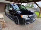 Chrysler Town & Country Touring L - Chrysler: Town