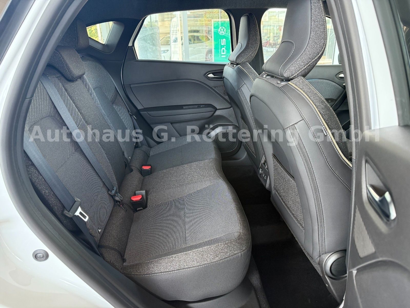 Fahrzeugabbildung Mitsubishi ASX Edition 1.8 HEV Auto. LED 360° MJ2026 Google