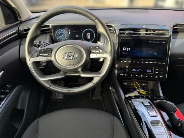 Fahrzeugabbildung Hyundai Tucson Trend Hybrid 4WD +PANO+KLIMA+NAVI+SHZ+RFK