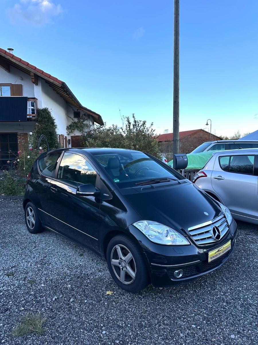 Mercedes-Benz A 180+ TÜV NEU+SERVICE NEU+REIFEN NEU