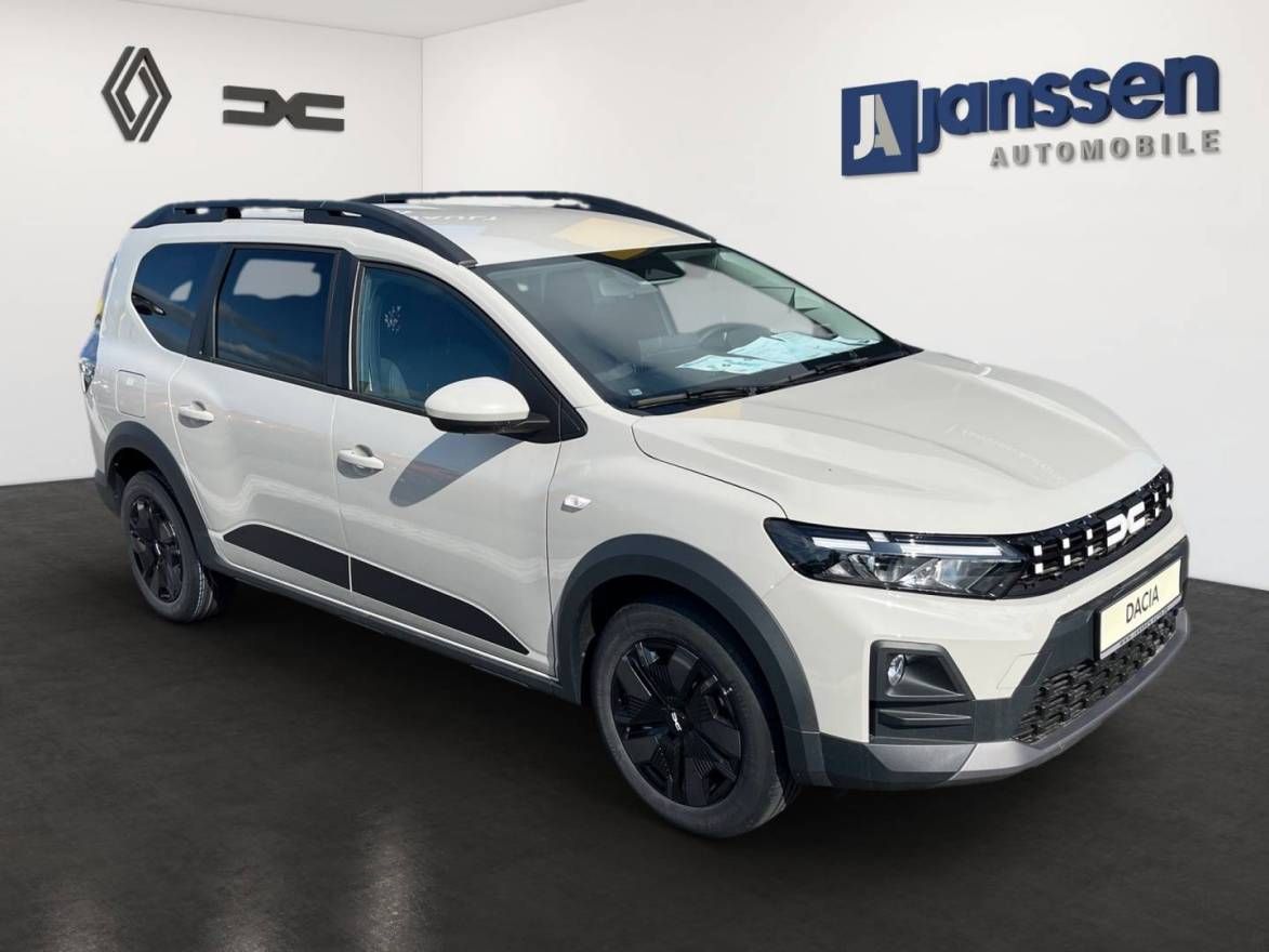 Fahrzeugabbildung Dacia Jogger Expression TCe 110 7-Sitzer
