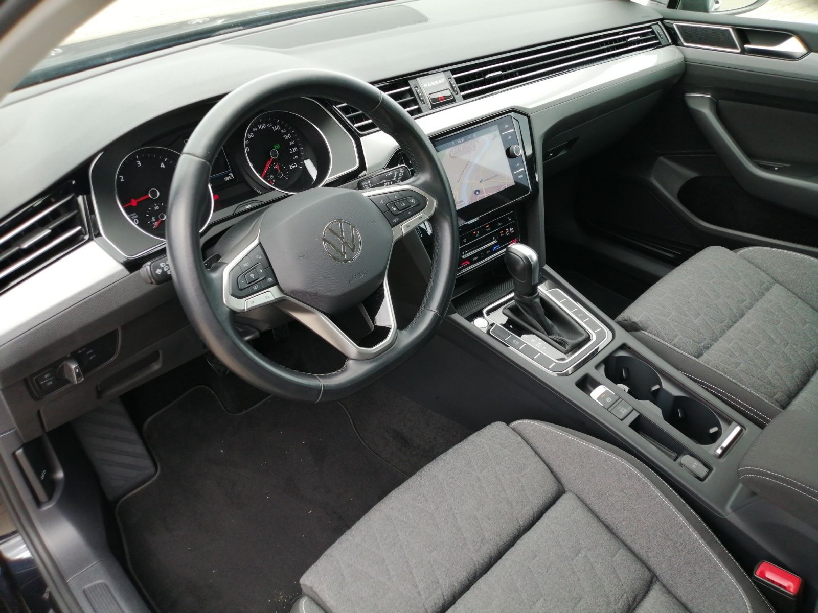 Volkswagen Passat Variant - Bild 19