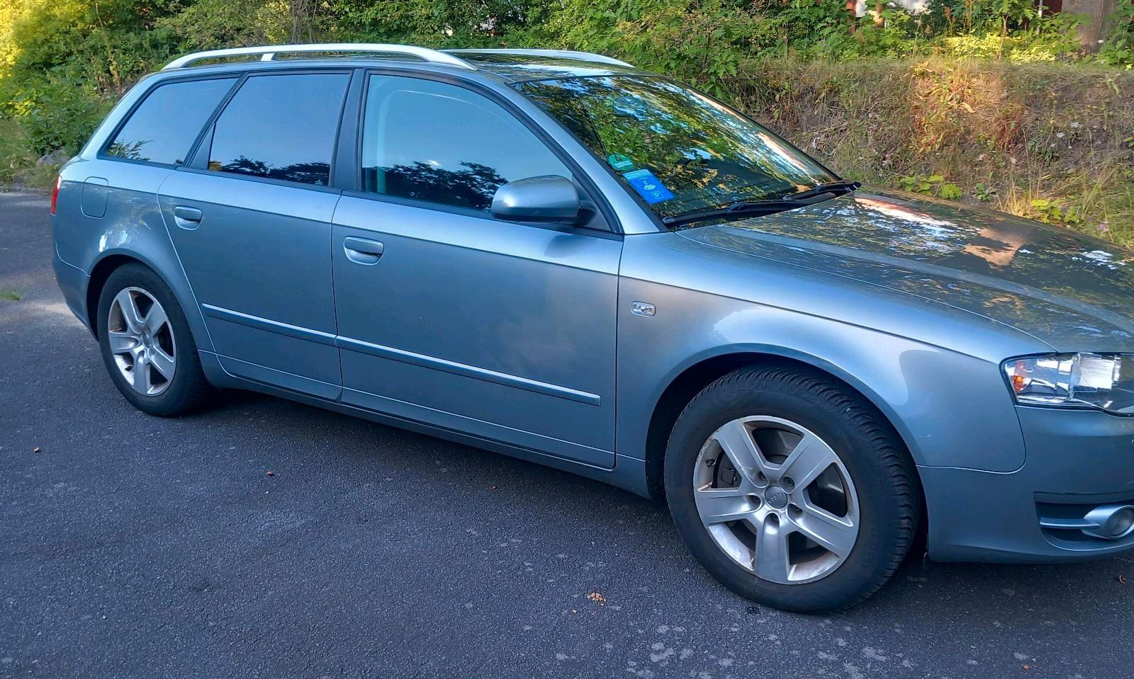 Audi A4 2006 — interior