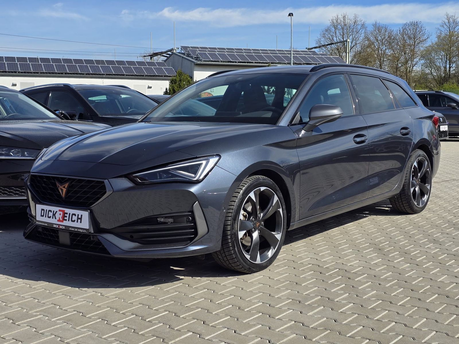 Fahrzeugabbildung CUPRA Leon 1.5 eTSI DSG MATRIX-LED*ACC*AHK*KAMERA*18"