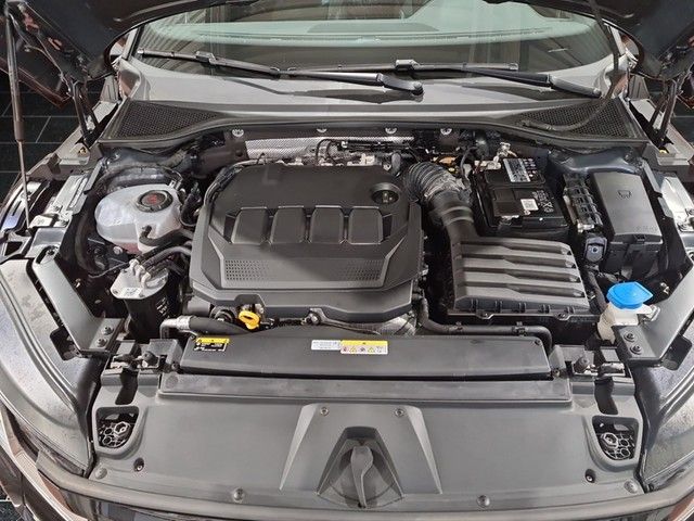 Fahrzeugabbildung Volkswagen Arteon SB TDI R-Line DSG Matrix AHK Navi AID ACC