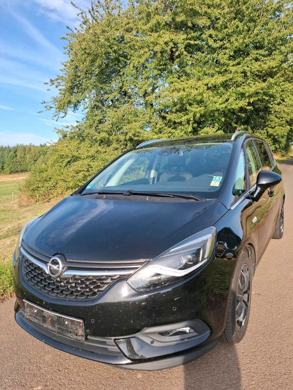 Image of Opel Zafira Tourer