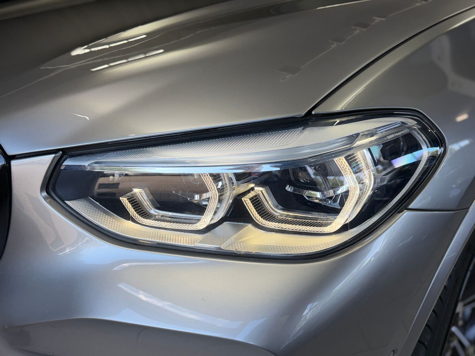 Fahrzeugabbildung BMW X3 M |H/K|HuD|PANO|LASER|INDIVIDUAL